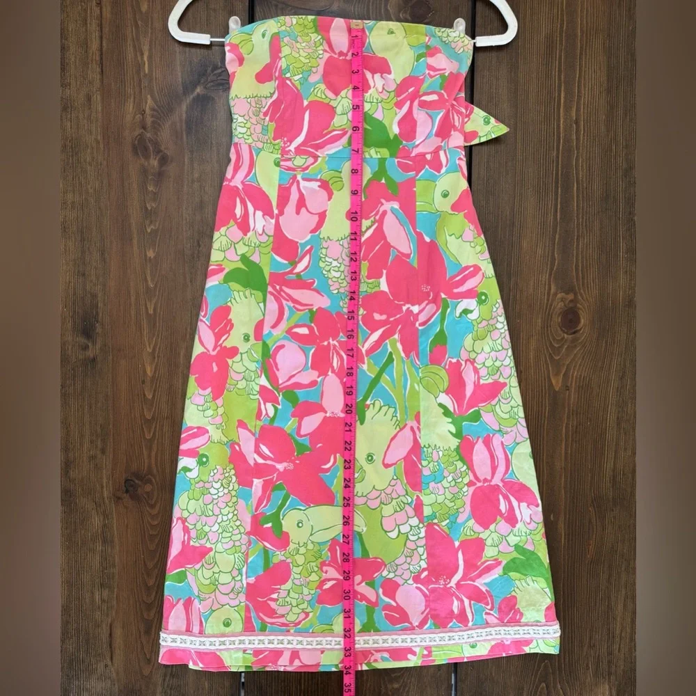 Vintage Lilly Pulitzer Cotton Dress in a Pink Green Floral/Parrot Pattern Size 0 - Picture 11 of 11